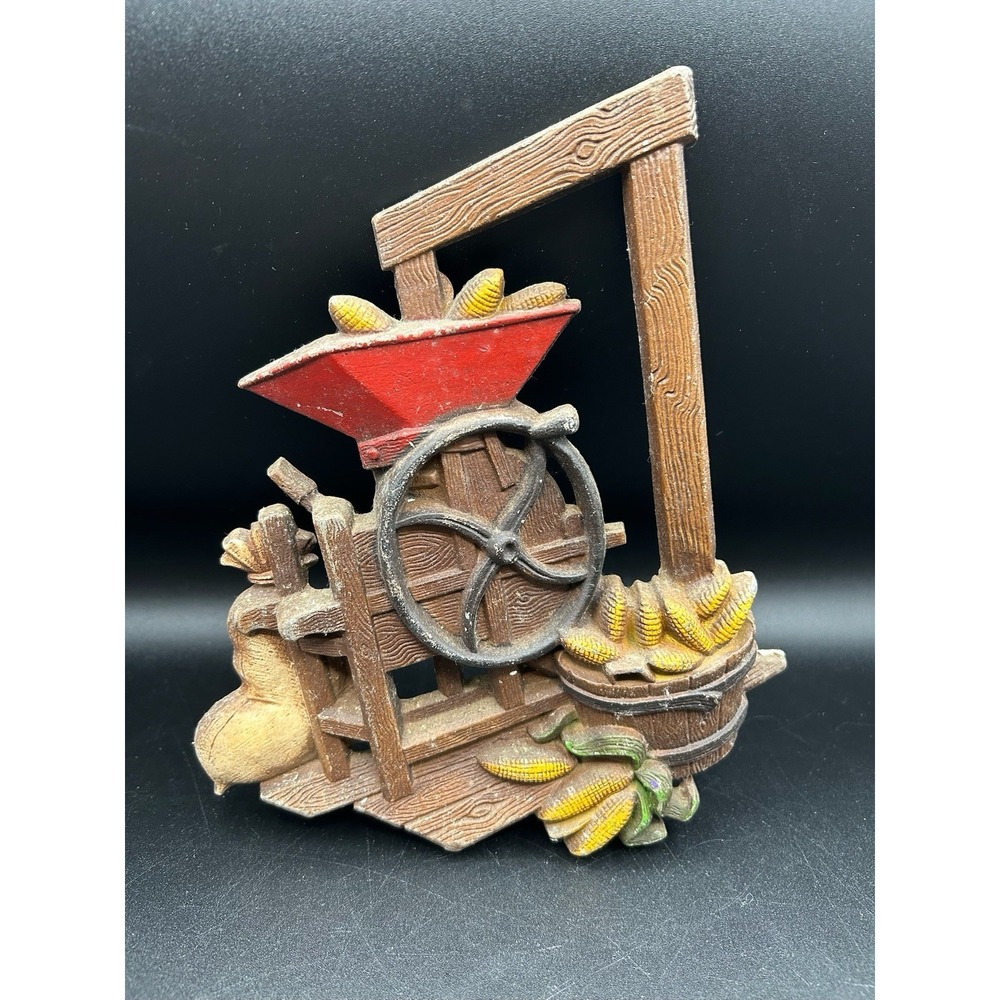 Vintage Homco USA 1978 Cast Metal Country Core Décor Kitchen Corn Grinder Bushel